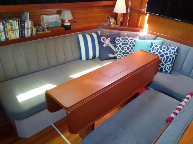 Slide: The Image of Catalina 42 1989 - 5492387