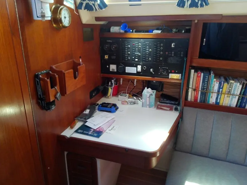 Slide: The Image of Catalina 42 1989 - 5492391