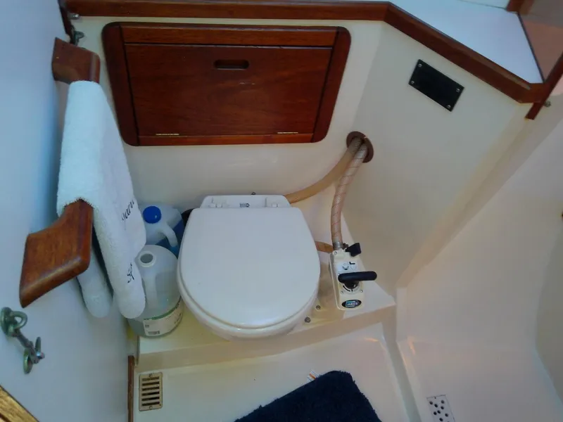 Slide: The Image of Catalina 42 1989 - 5492404