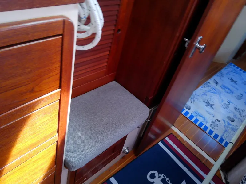 Slide: The Image of Catalina 42 1989 - 5492407