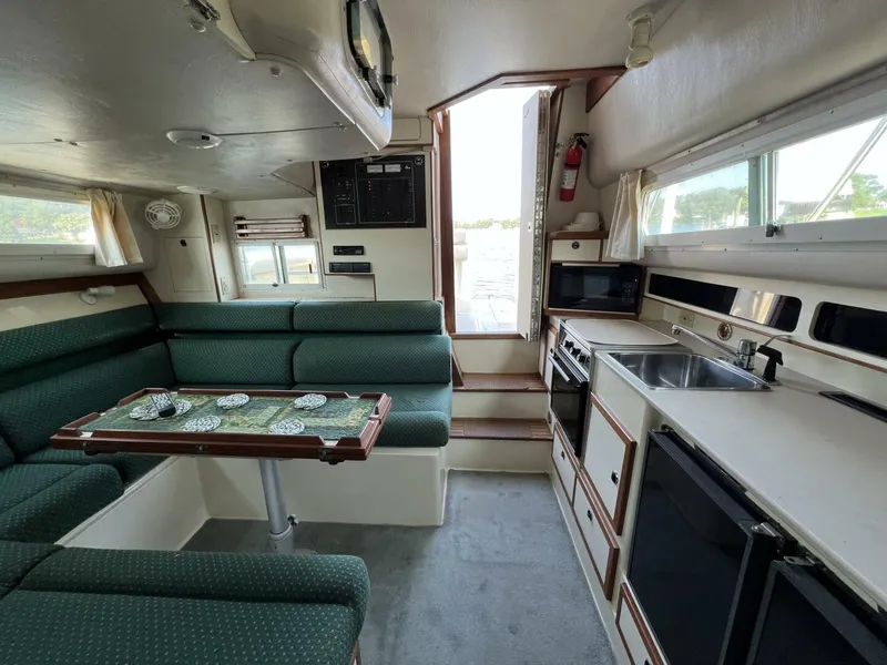 Slide: The Image of Albin 32+2 Command Bridge 1996 - 5503994