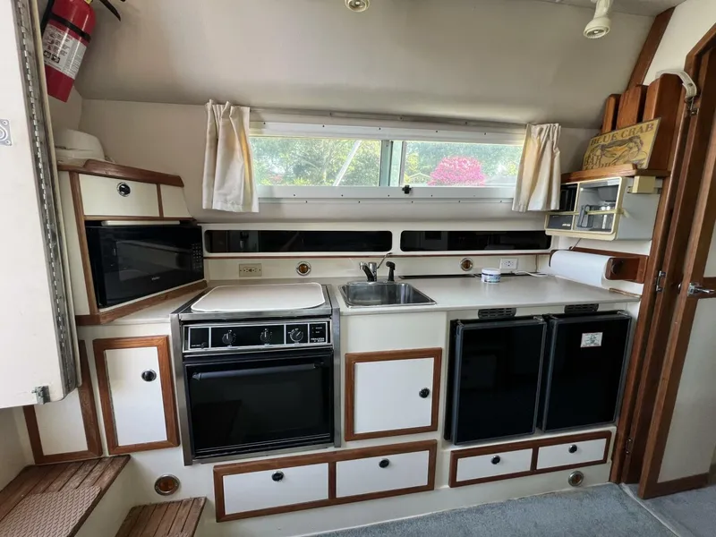 Slide: The Image of Albin 32+2 Command Bridge 1996 - 5503993