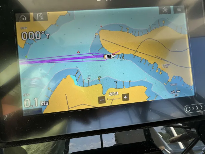 Slide: The Image of Albin 32+2 Command Bridge 1996 - 5504002