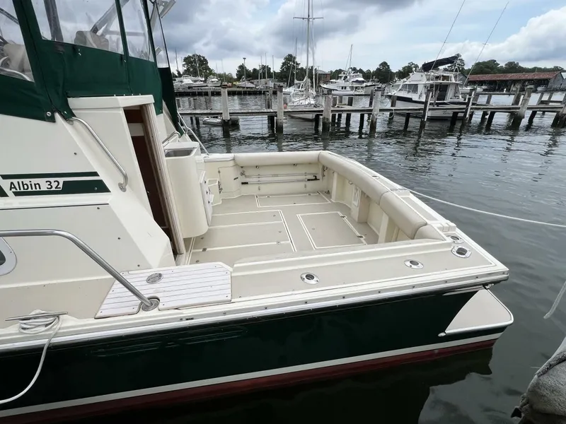 Slide: The Image of Albin 32+2 Command Bridge 1996 - 5492652