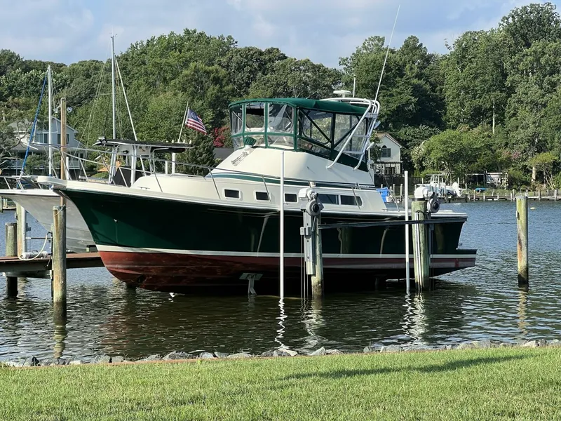 Slide: The Image of Albin 32+2 Command Bridge 1996 - 5504016