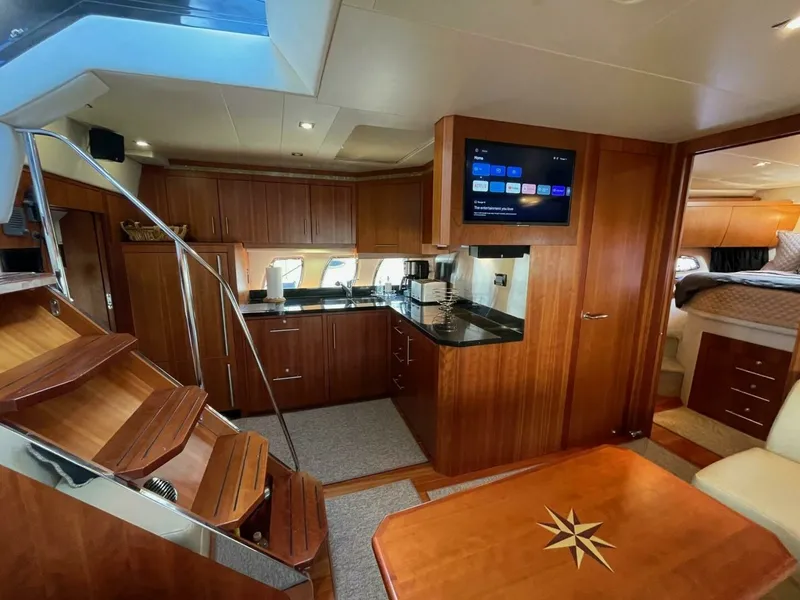 Slide: The Image of Regal 52 Sport Coupe - Salon 2009 Regal 52 Sport Coupe - Navygator - 7652744