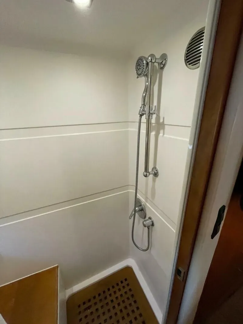 Slide: The Image of Regal 52 Sport Coupe - Master Head 2009 Regal 52 Sport Coupe - Navygator - 5494325