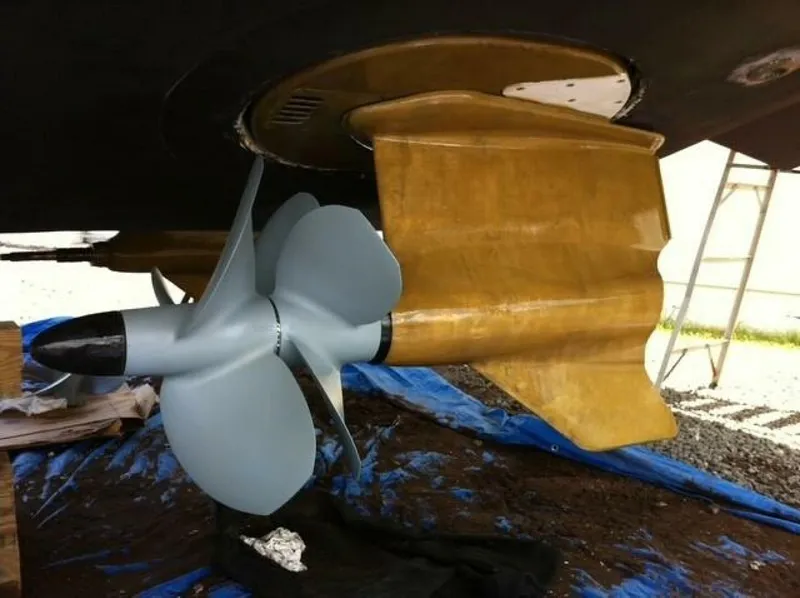 Slide: The Image of Regal 52 Sport Coupe - Prop 2009 Regal 52 Sport Coupe - Navygator - 5494340