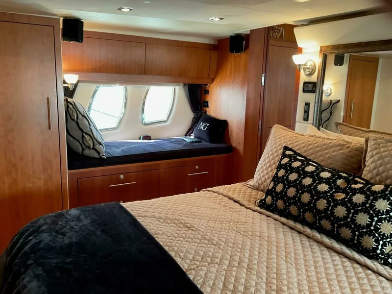 Slide: The Image of Regal 52 Sport Coupe - Master 2009 Regal 52 Sport Coupe - Navygator - 7652752
