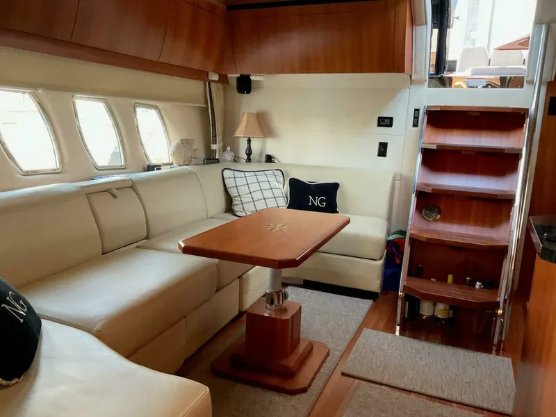 Slide: The Image of Regal 52 Sport Coupe - Salon 2009 Regal 52 Sport Coupe - Navygator - 7652742