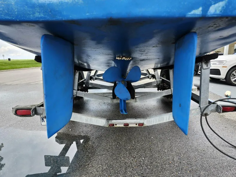 Slide: The Image of Duffy Classic 21 Twin Rudders & Prop - 5494243