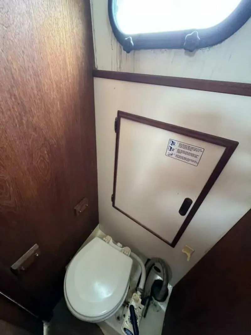 Slide: The Image of Cape Dory 28 1981 - 5494353