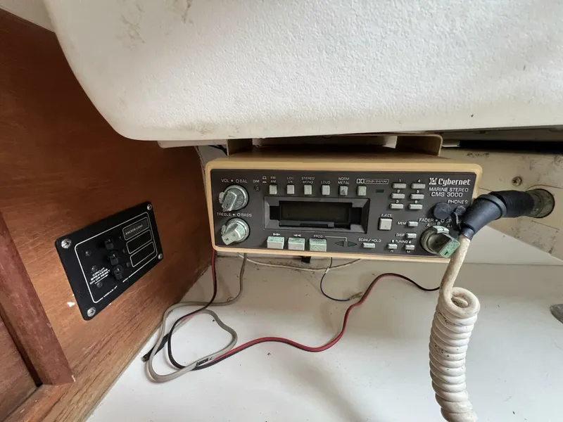 Slide: The Image of Cape Dory 28 1981 - 5494357