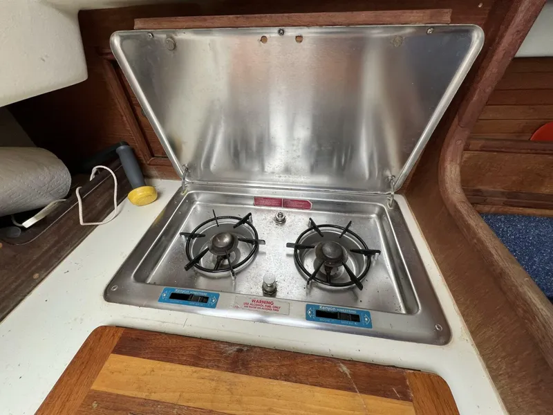 Slide: The Image of Cape Dory 28 1981 - 5494360