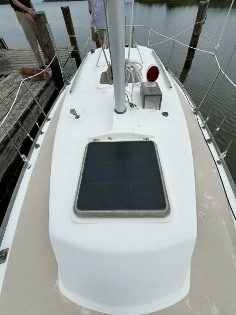 Slide: The Image of Cape Dory 28 1981 - 5494343