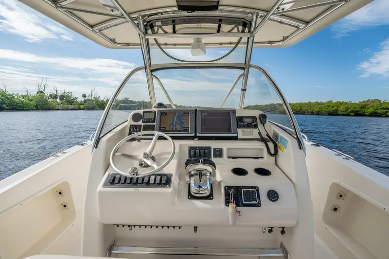 Slide: The Image of Pursuit 3070 Center Console 2003 - 5494781