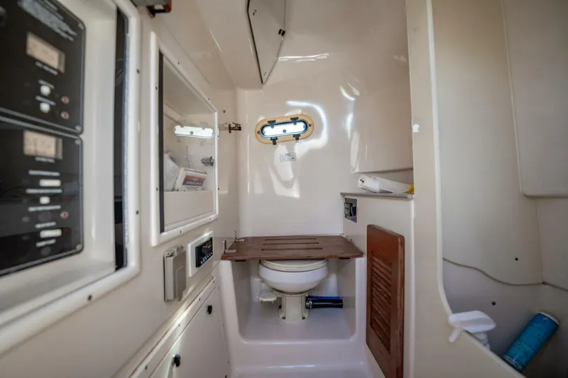 Slide: The Image of Pursuit 3070 Center Console 2003 - 5494783