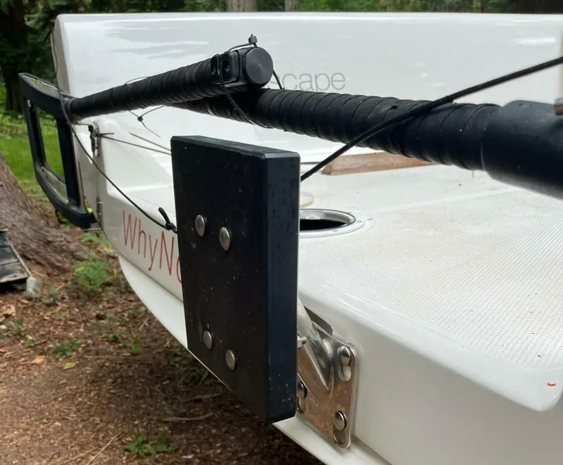 Slide: The Image of Engine Bracket - 5494952