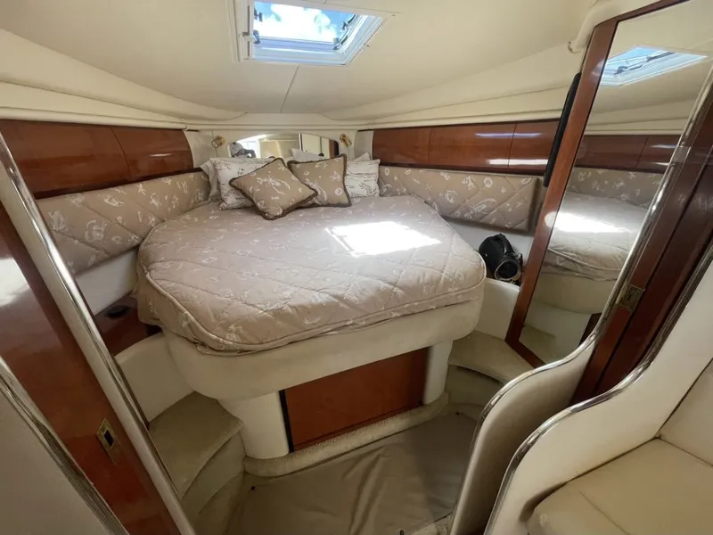 Slide: The Image of Sea Ray 360 Sundancer 2003 - 7146673