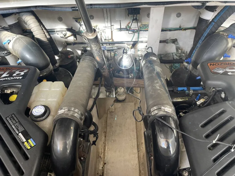 Slide: The Image of Sea Ray 360 Sundancer 2003 - 7146696