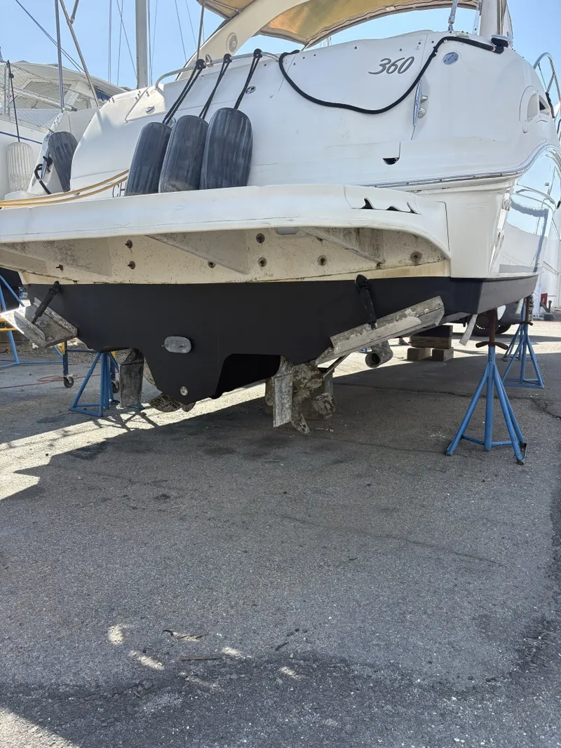 Slide: The Image of Sea Ray 360 Sundancer 2003 - 7146705