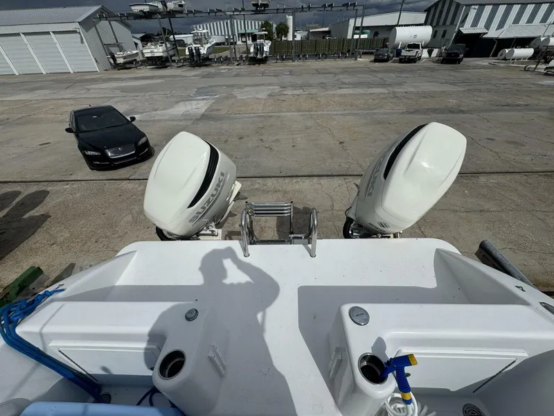 Slide: The Image of Twin Vee 28 2021 - 5717797