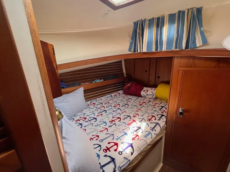 Slide: The Image of Nonsuch 30 Ultra 1985 - 5495468