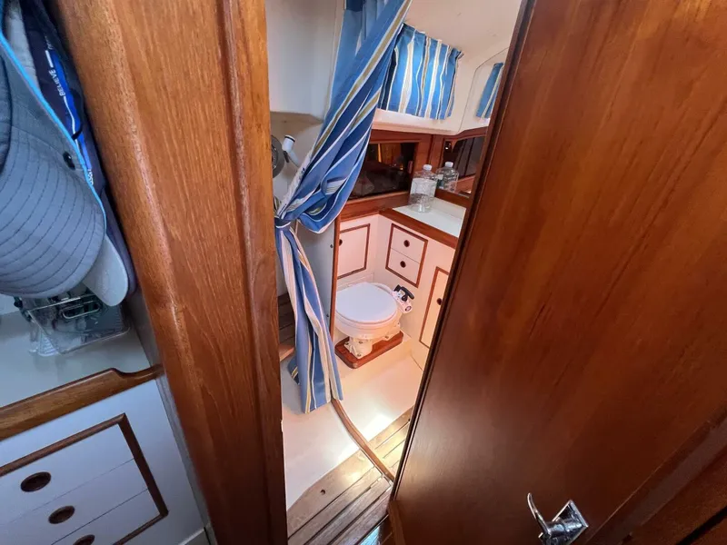 Slide: The Image of Nonsuch 30 Ultra 1985 - 5495470