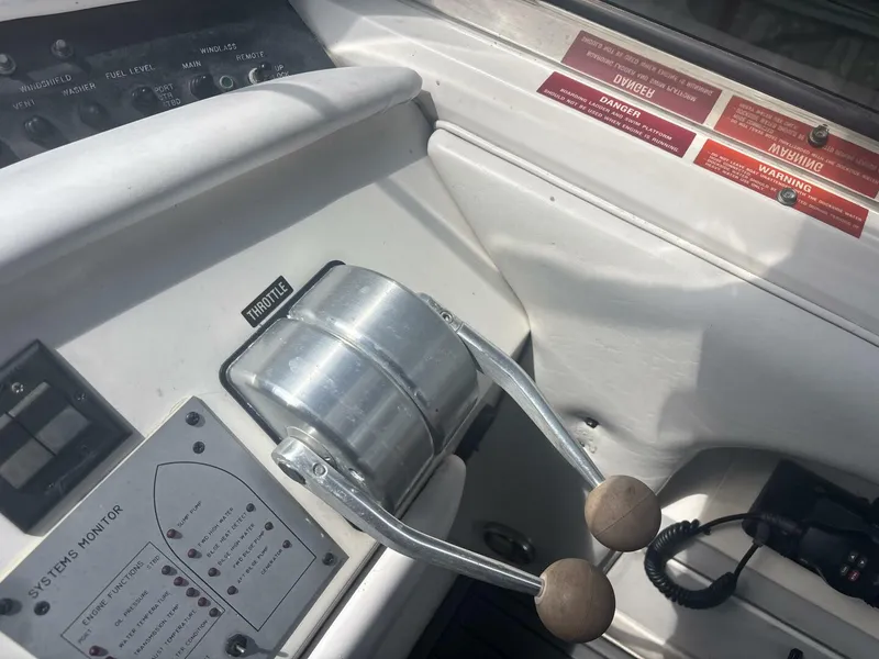 Slide: The Image of Sea Ray 500 Express 1996 - 5508836