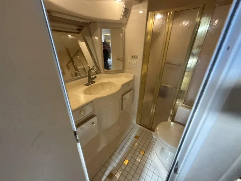 Slide: The Image of Sea Ray 500 Express 1996 - 5508916