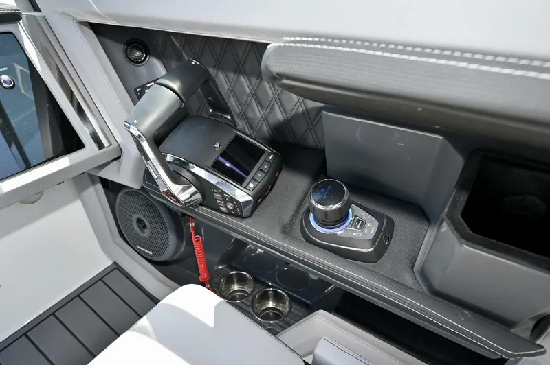 Slide: The Image of Cobalt R33 2025 - 5499204