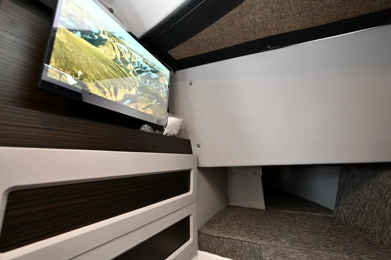 Slide: The Image of Cobalt R33 2025 - 5499207