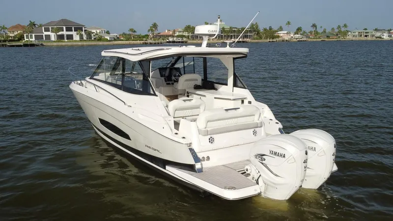 Slide: The Image of Regal 36 XO 2021 - 5506755