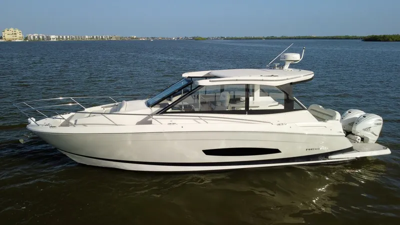 Slide: The Image of Regal 36 XO 2021 - 5506754