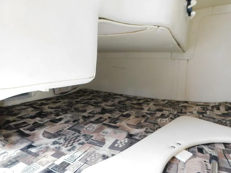 Slide: The Image of Rinker Fiesta Vee 270 2004 - 5496169