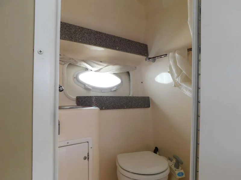 Slide: The Image of Rinker Fiesta Vee 270 2004 - 5496166