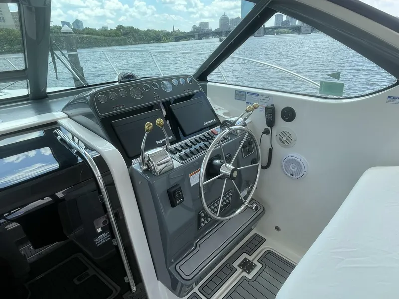 Slide: The Image of Tiara 3200 Open 2006 - 5496260