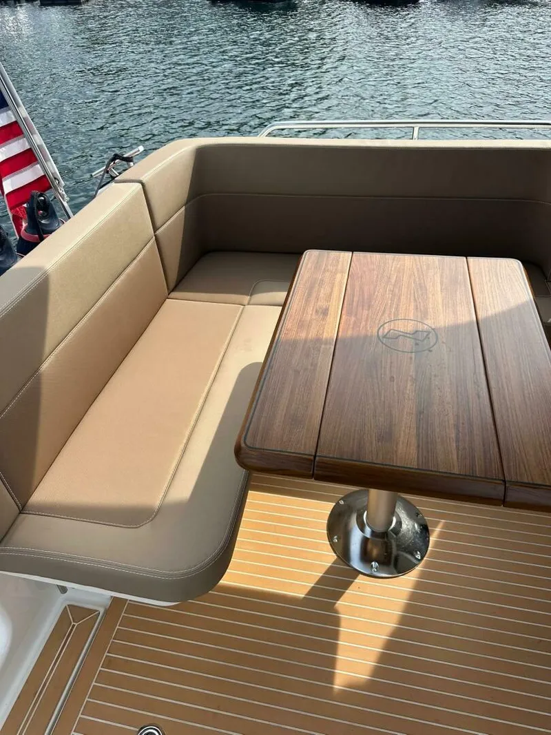 Slide: The Image of Nimbus 305 Coupe 2024 - 5496392