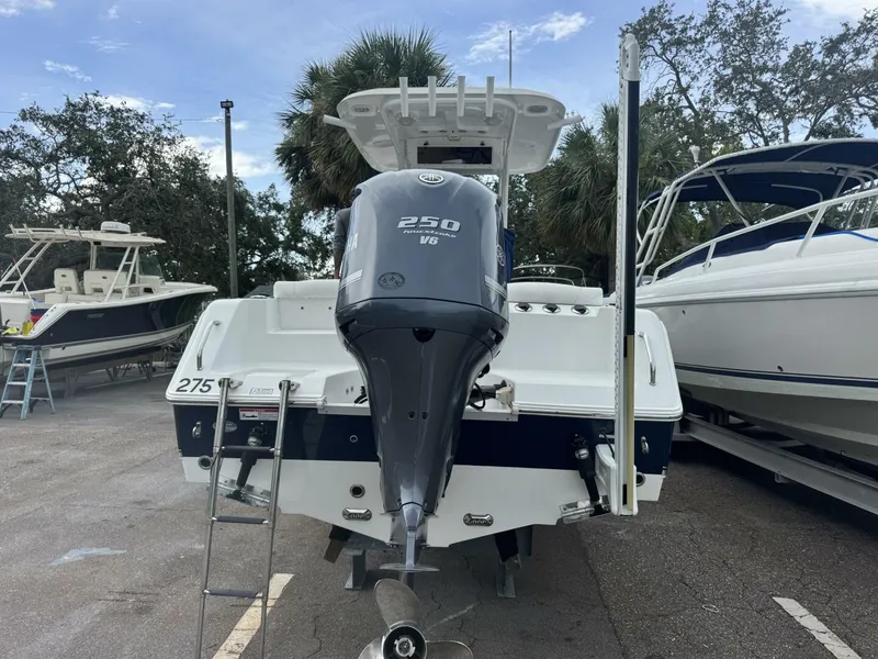 Slide: The Image of Sea Hunt 235 Ultra SE 2017 - 5496577