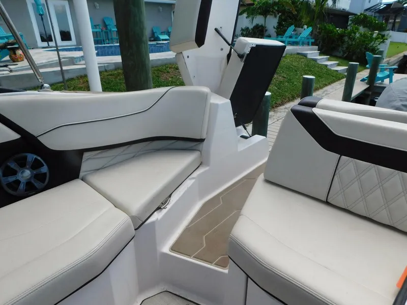 Slide: The Image of Regal 23 OBX 2021 - 5496586