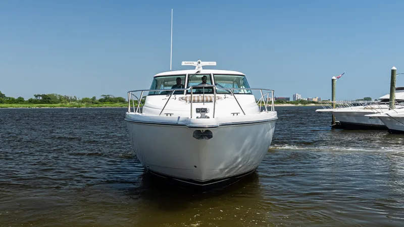 The Image of Tiara 4300 Sovran 2007 - 6943620