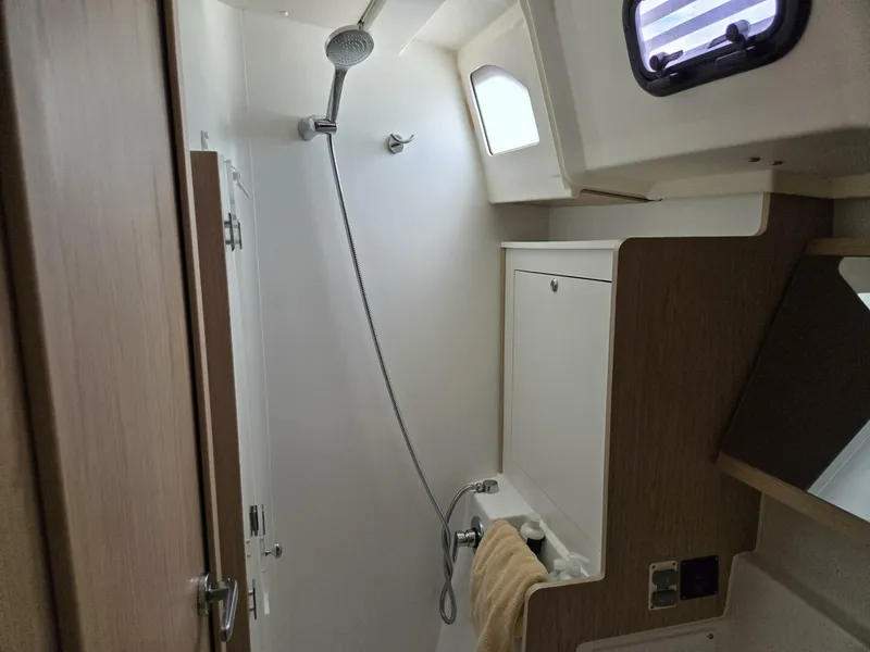 Slide: The Image of Beneteau Oceanis 46.1 2019 - 5497008