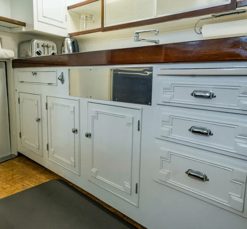 Slide: The Image of Burger 64 Motor Yacht 1964 - 5496781