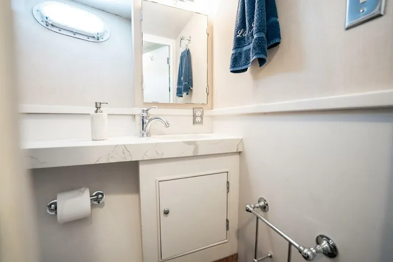 Slide: The Image of Burger 64 Motor Yacht 1964 - 5496816