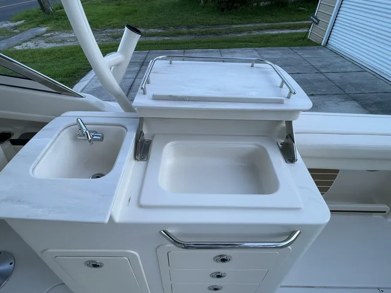 Slide: The Image of Grady-White 27 2021 - 5497908