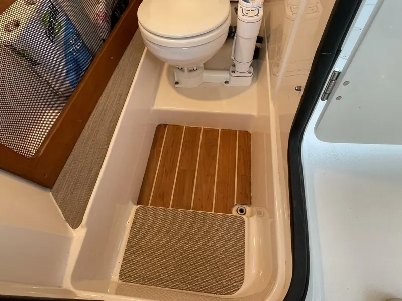 Slide: The Image of Grady-White 27 2021 - 5497914