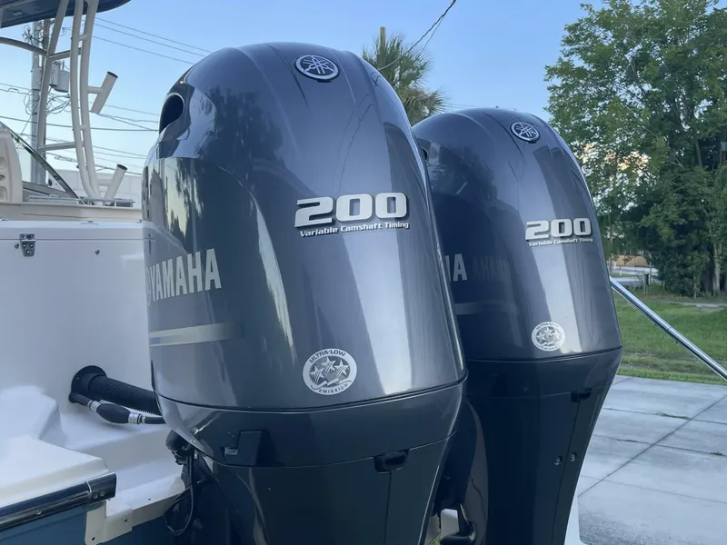 Slide: The Image of Grady-White 27 2021 - 5497886