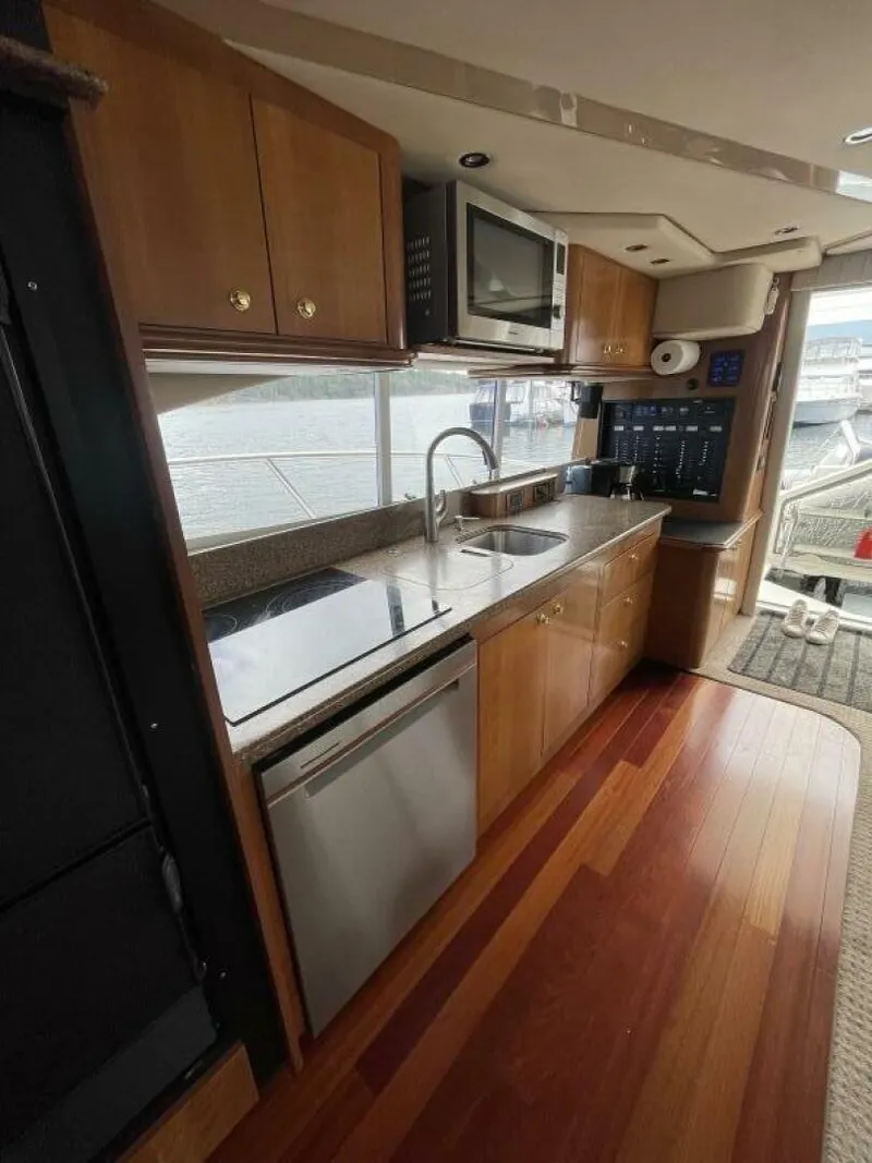 Slide: The Image of Cruisers 5000 Pilothouse 2001 - 5498300