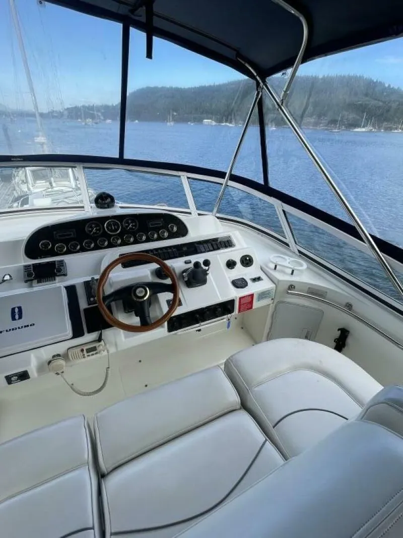 Slide: The Image of Cruisers 5000 Pilothouse 2001 - 5498313