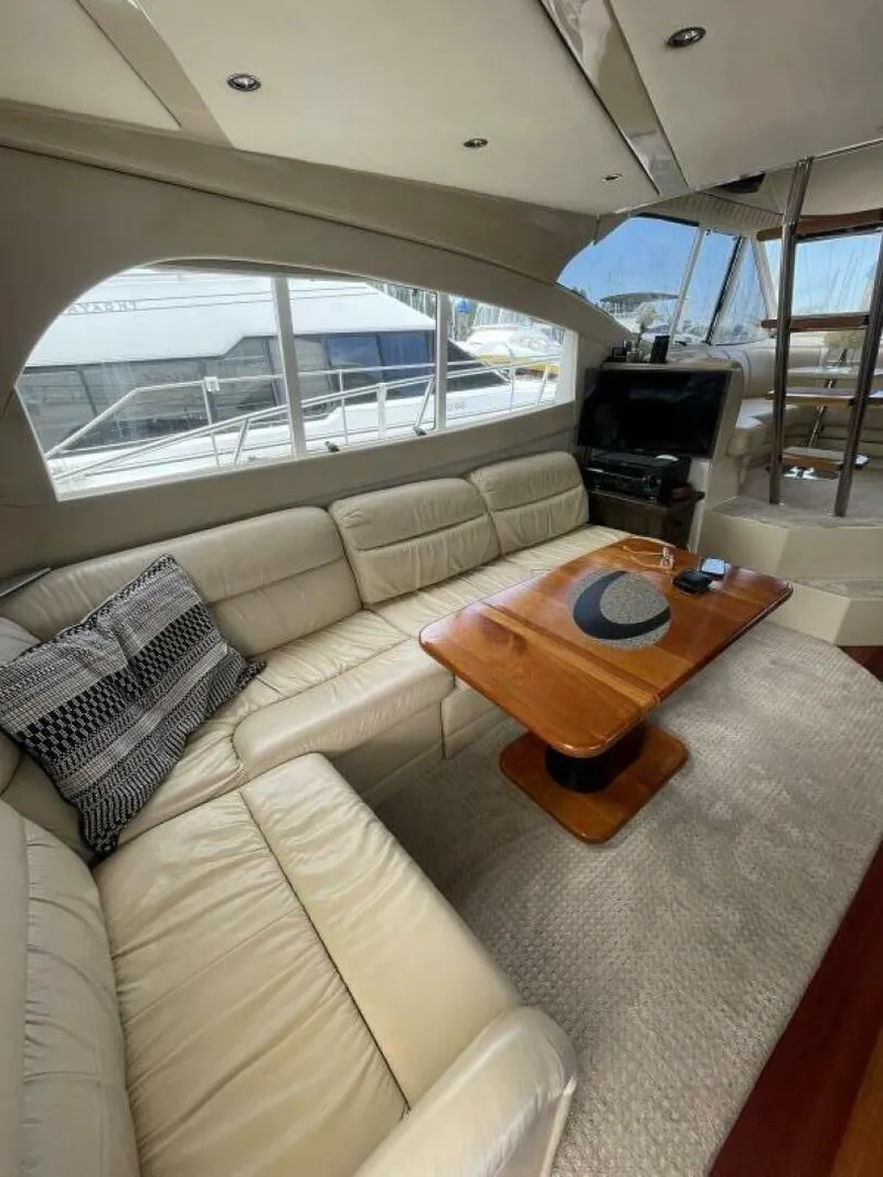 Slide: The Image of Cruisers 5000 Pilothouse 2001 - 5498310